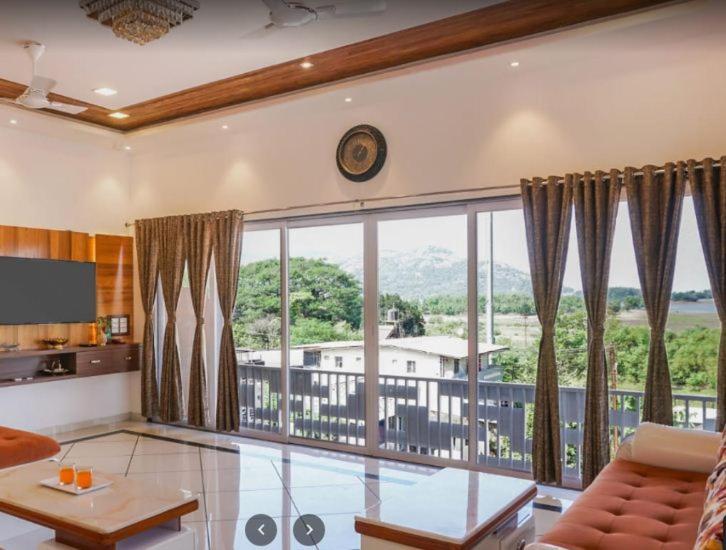 7Bhk Villa With Wonderful View And Good Food Лонавала Екстериор снимка